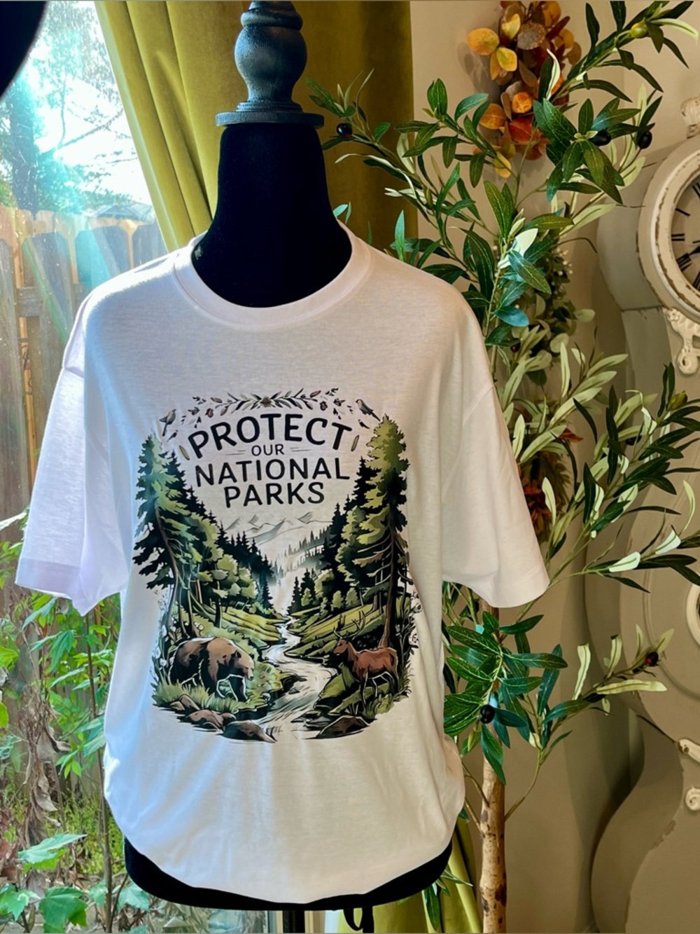 Protect Our National Parks Graphic T-Shirt-New-Nature & Wildlife NWOT Unisex